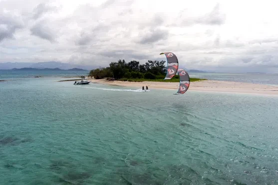 Website-Duotone-DTK-NewCaledonia-EvoD-LAB-2023-TobyBromwich-.jpg Website-Duotone-DTK-NewCaledonia-EvoD-LAB-2023-TobyBromwich-.jpg