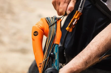 Планка управления Flysurfer Force Control 2022