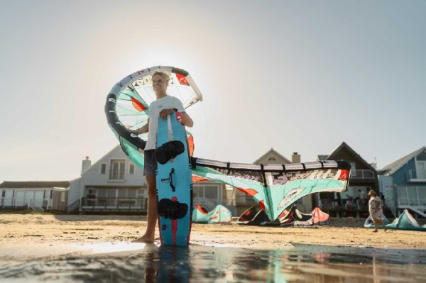 Кайтборд Reedin Super E 2025