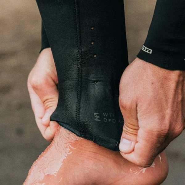 Гидрокостюм ION Seek Core 5/4 Hood FZ Wetsuit Men Black