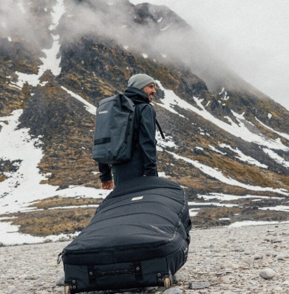 Чехол на колесах Manera Wing Foil